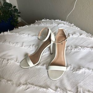 WHITE HEELS